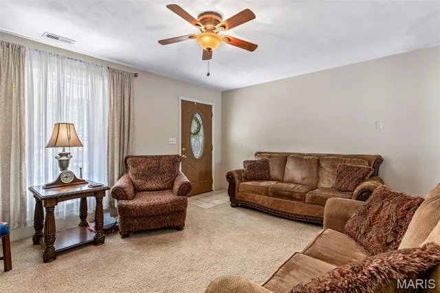 $330,000 | 10576 Union Drive, Ste. Genevieve, MO 63670