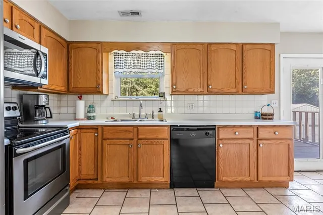 $330,000 | 10576 Union Drive, Ste. Genevieve, MO 63670