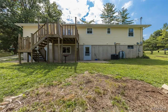 $330,000 | 10576 Union Drive, Ste. Genevieve, MO 63670