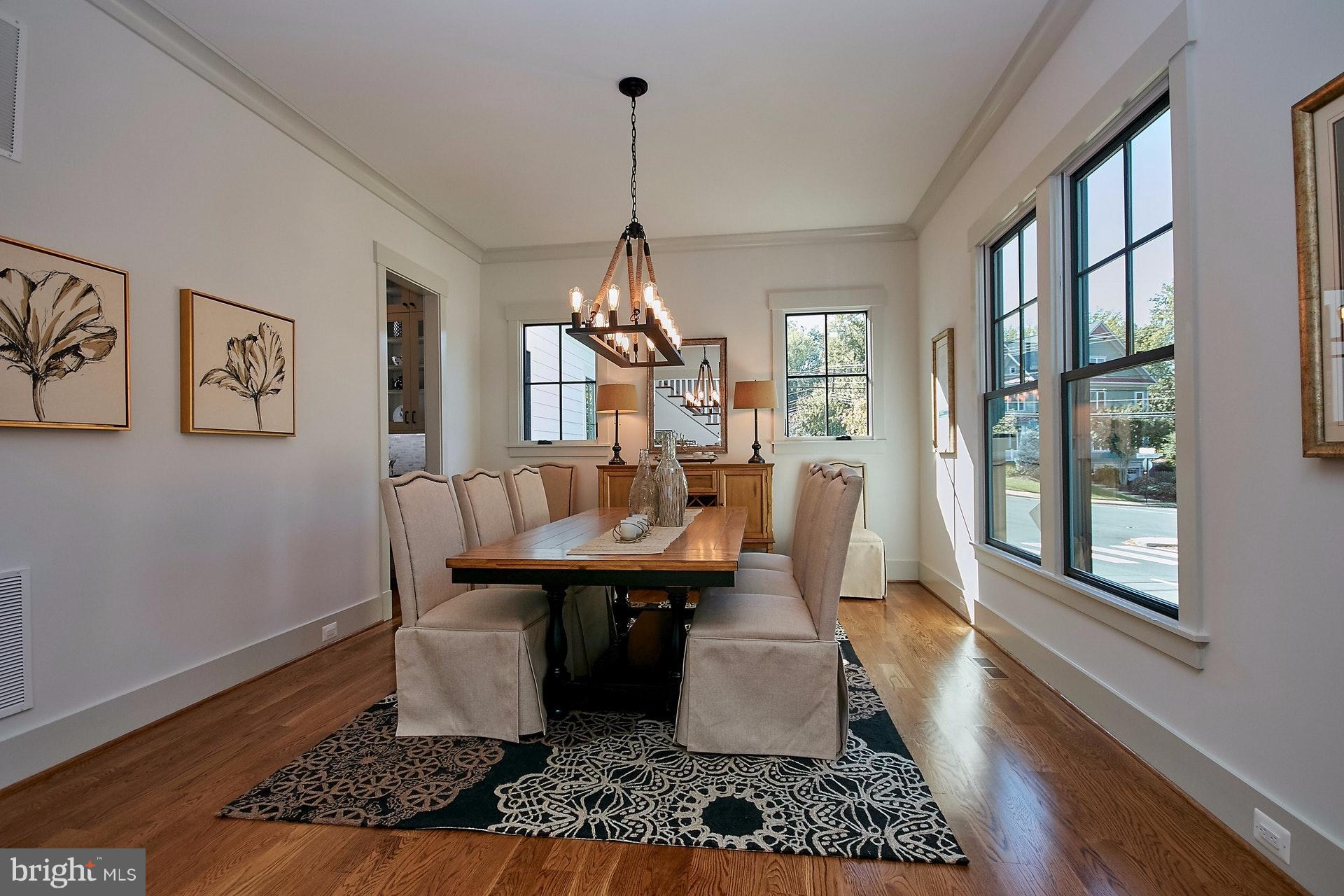 3313 John Marshall Drive Arlington, VA 22207 - Photo 10 of 30 Elegant Dining Room