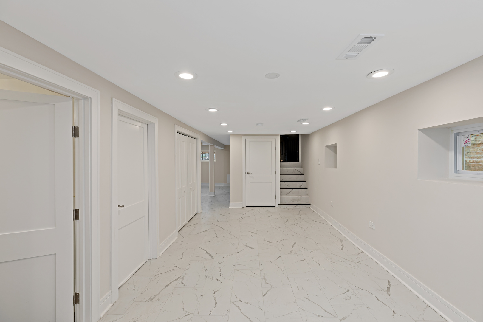 1742 North Mayfield Avenue Chicago, IL 60639 - Photo 9 of 10 a view of an empty room