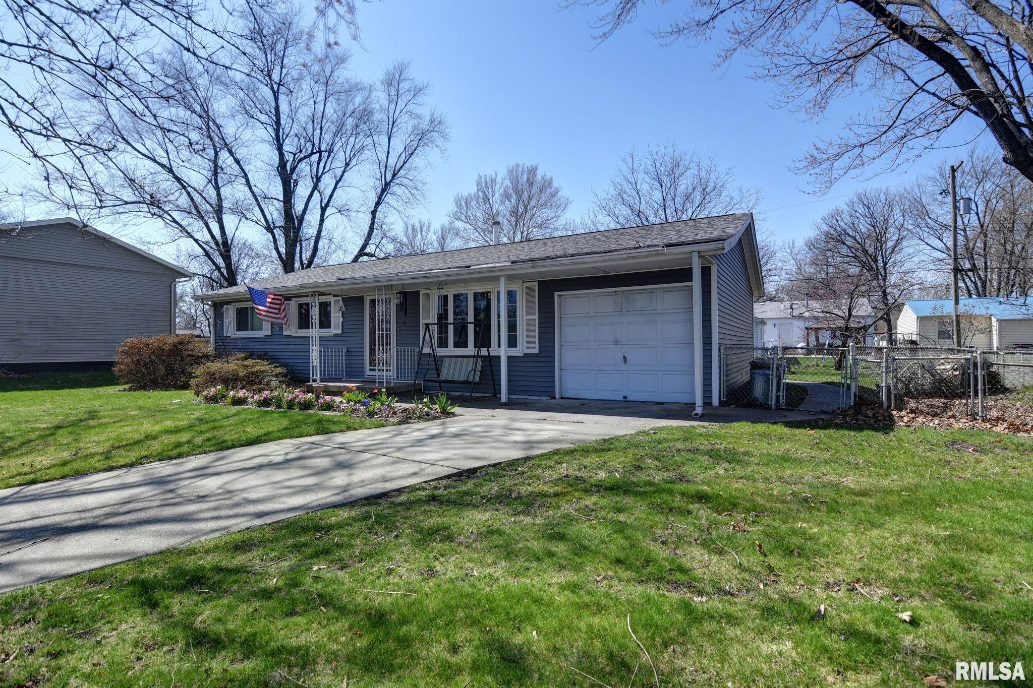 409 Pleasant Lane Rochester, IL 62563 - Photo 15 of 34