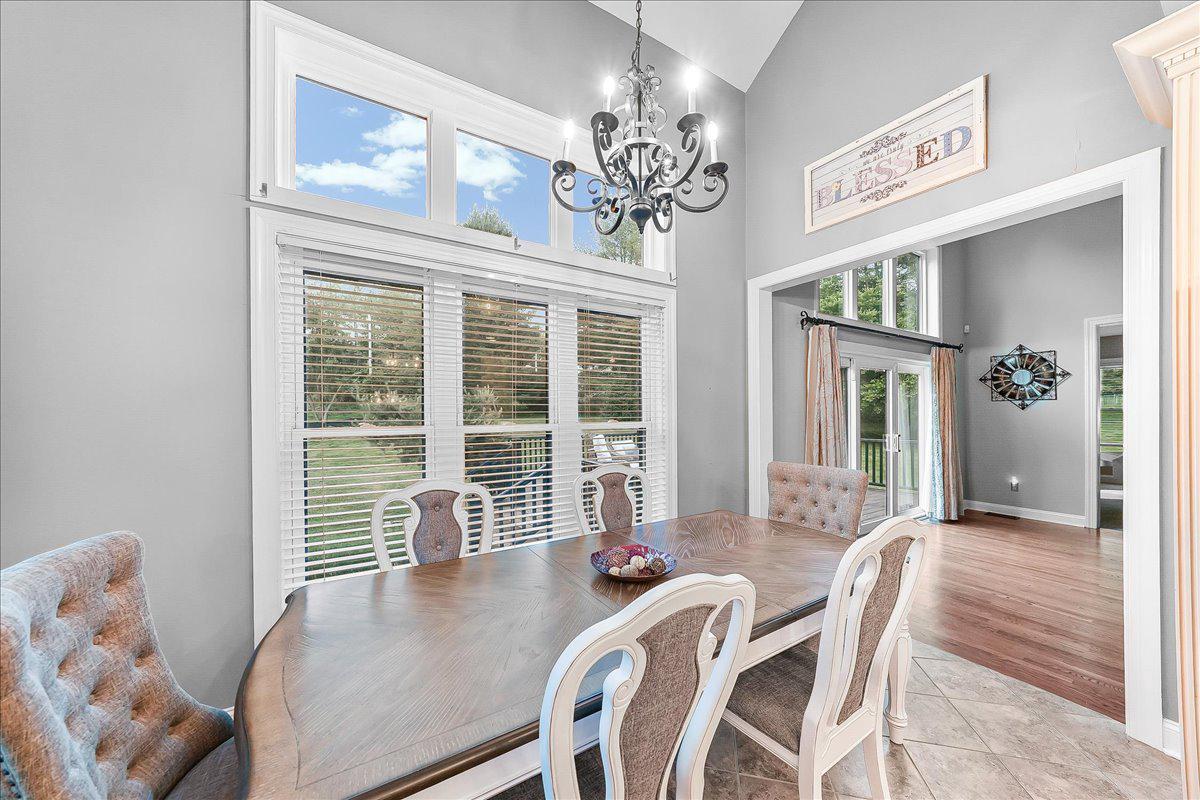 51 Ridings Way Chadds Ford, PA 19317 - Photo 24 of 57 Bright breakfast room with elegant charm.