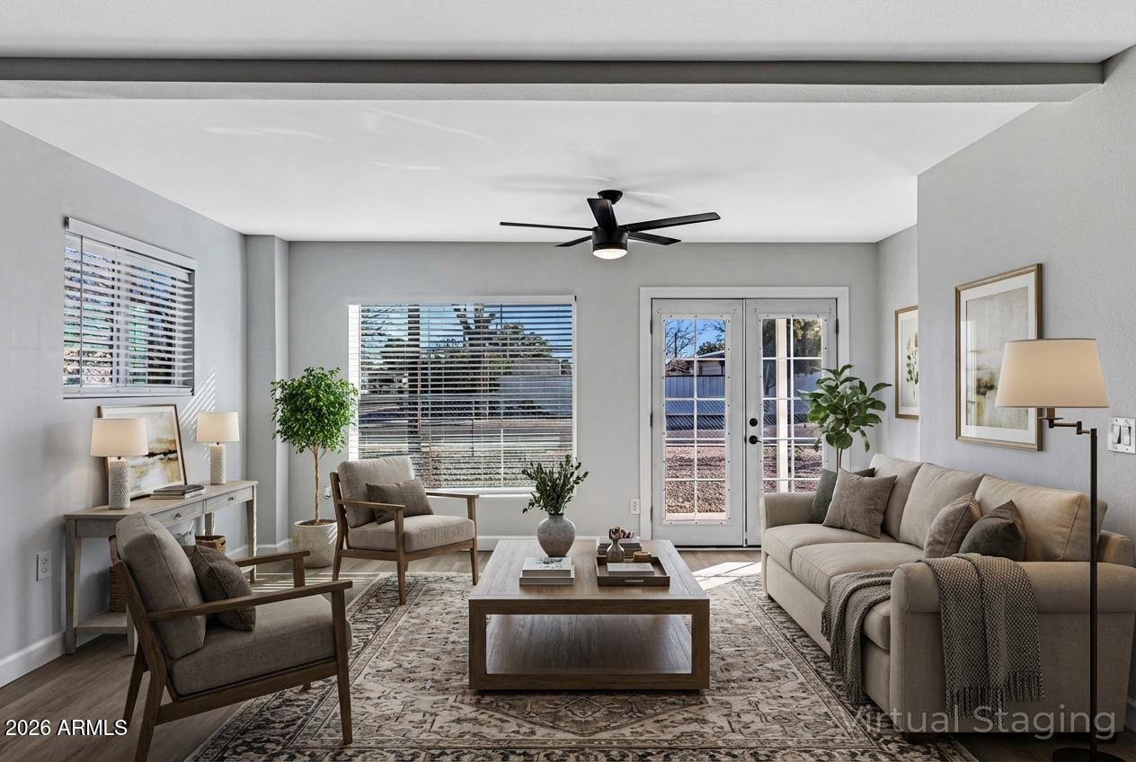 525 East 12th Street Florence, AZ 85132 - Photo 2 of 13 Living Room
