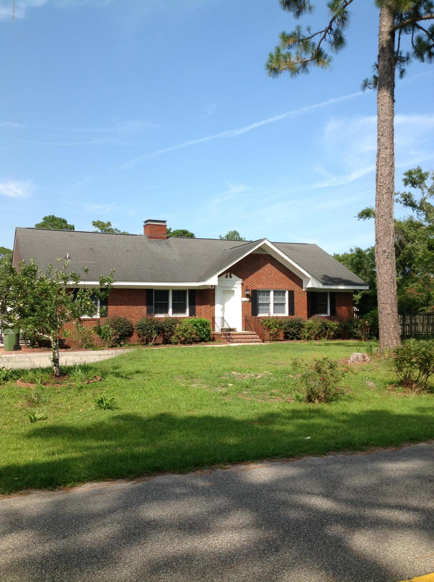 3811 Edgewood Road Wilmington, NC 28403 - Photo 1 of 18 IMG_2740