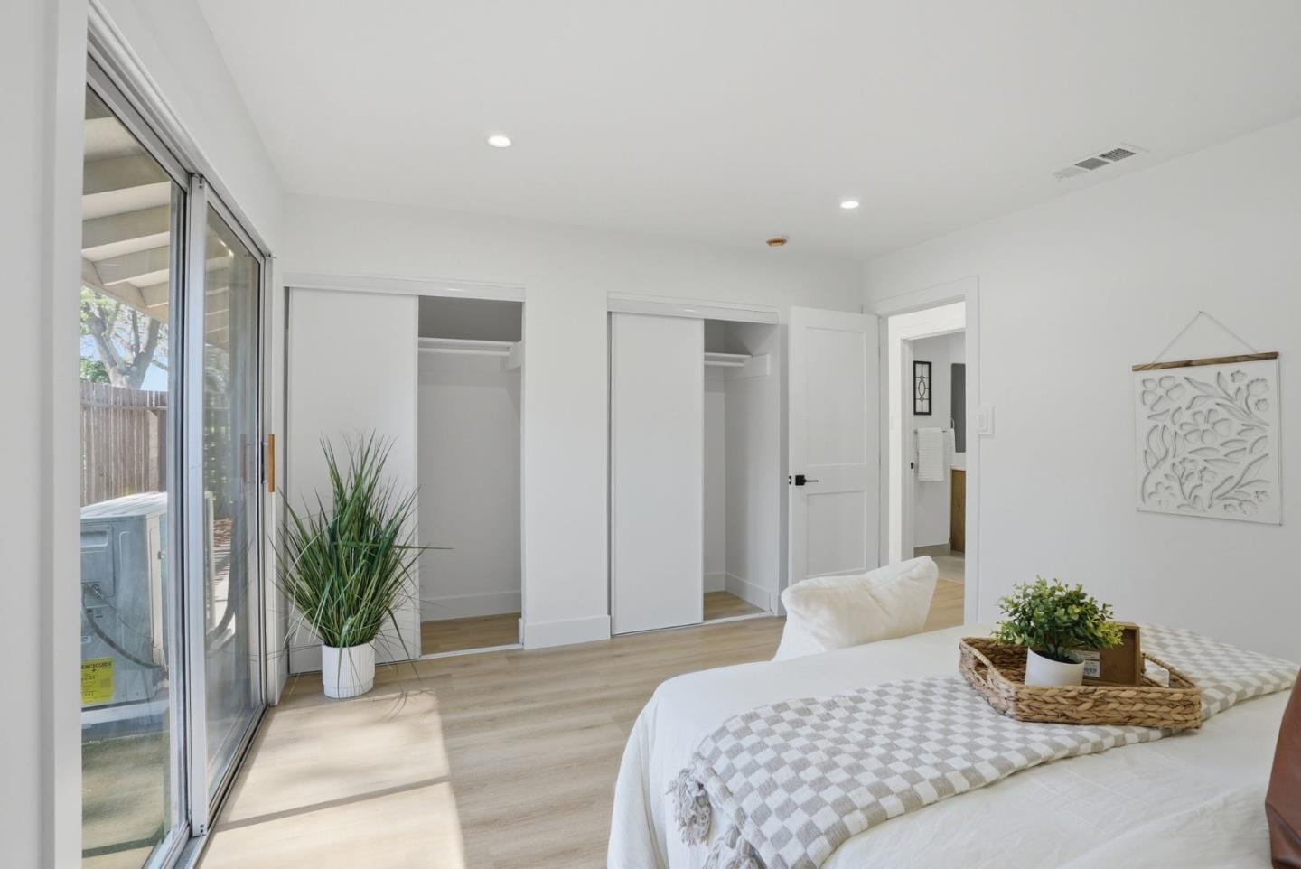 5442 Roundtree Court, Unit A Concord, CA 94521 - Photo 14 of 23