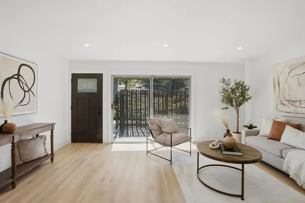 $399,888 | 5442 Roundtree Court, Unit A, Concord, CA 94521
