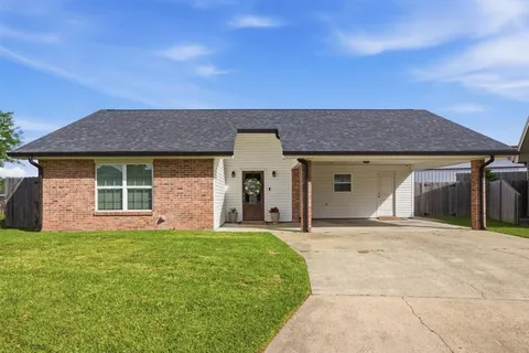 $210,000 | 420 North Trailwood Drive, Sulphur, LA 70663