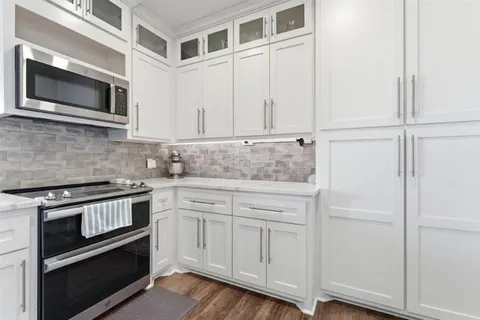 $210,000 | 420 North Trailwood Drive, Sulphur, LA 70663