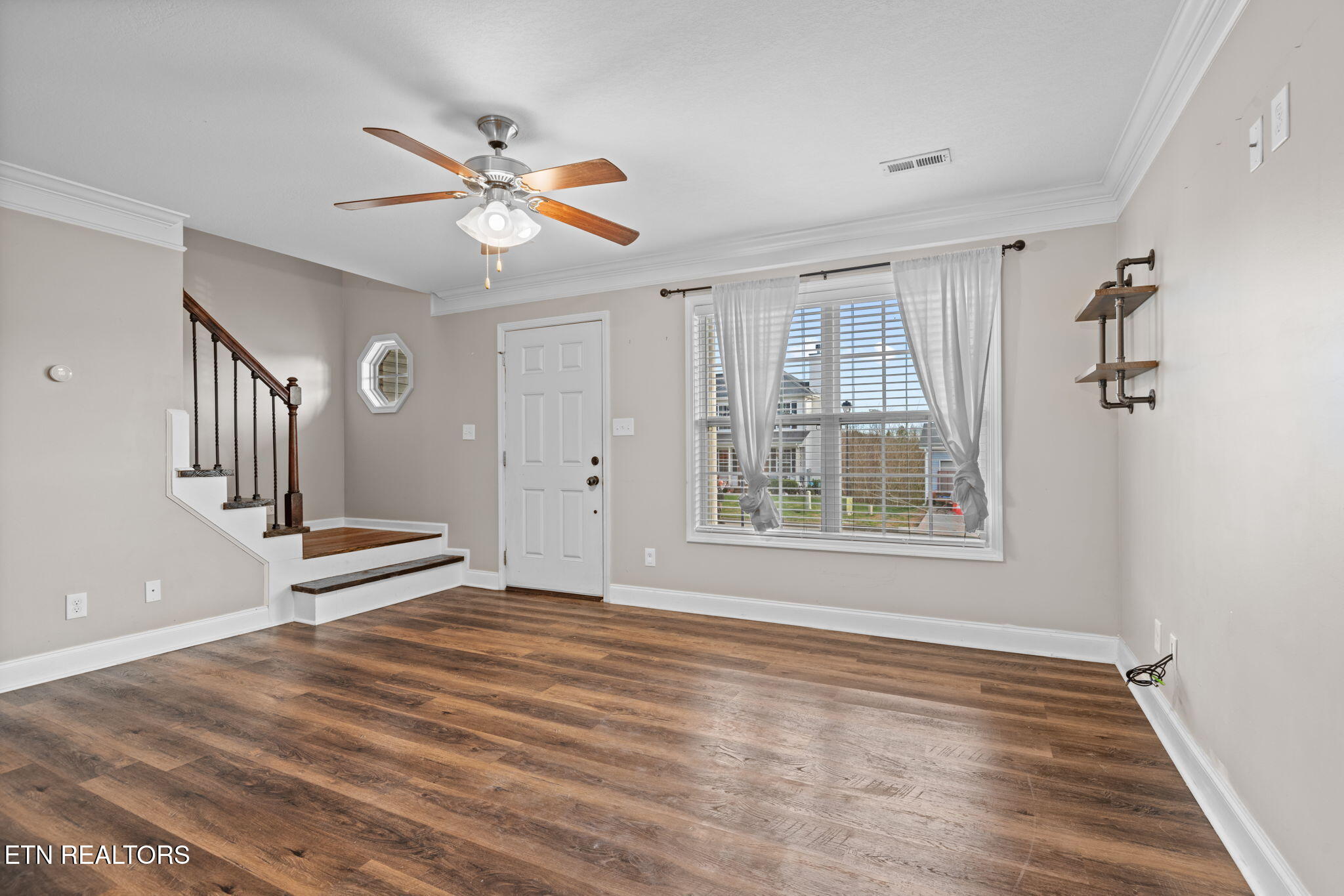 8429 Bowsong Lane Powell, TN 37849 - Photo 15 of 40 33-web-or-mls-8429 Bowsong-5180