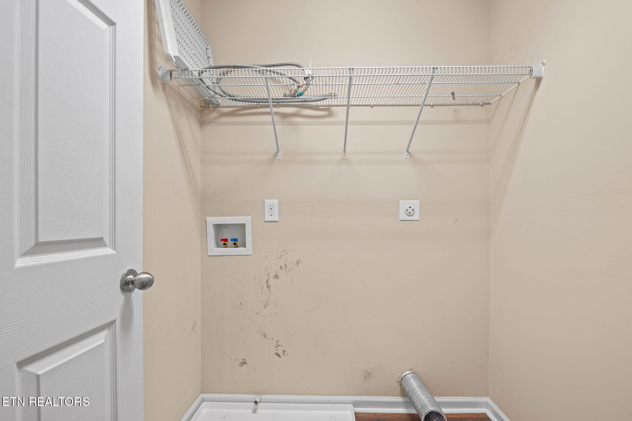 8429 Bowsong Lane Powell, TN 37849 - Photo 38 of 40 24-web-or-mls-8429 Bowsong-5131