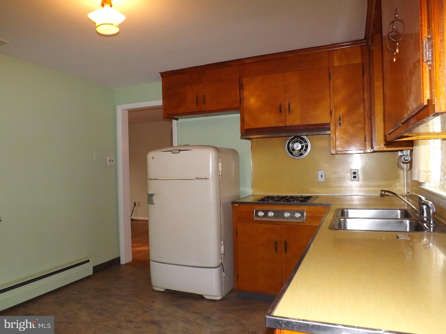 2224 Upper Stump Road Perkasie, PA 18944 - Photo 5 of 14