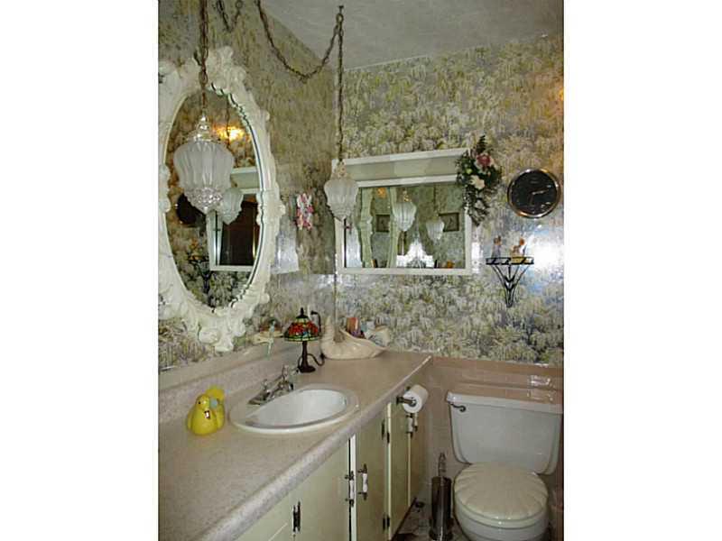 3633 Marseille Road Indianapolis, IN 46226 - Photo 13 of 17 Gallery Image 13