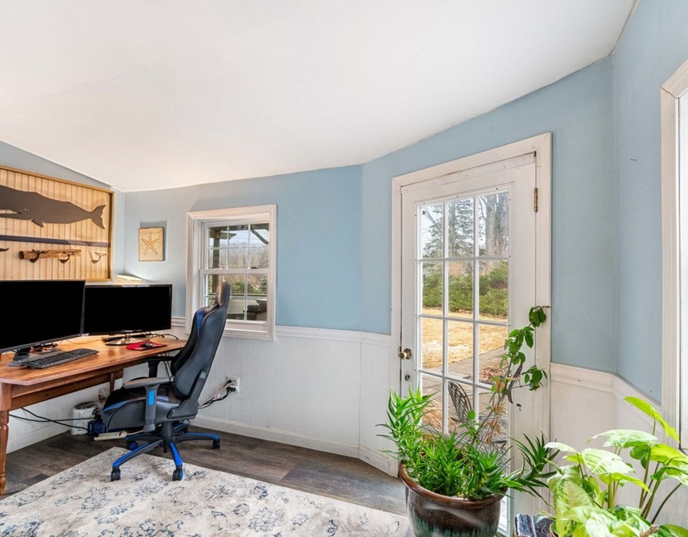 3 Upton Road Westborough, MA 01581 - Photo 14 of 34 a workspace with furniture and a potted plant