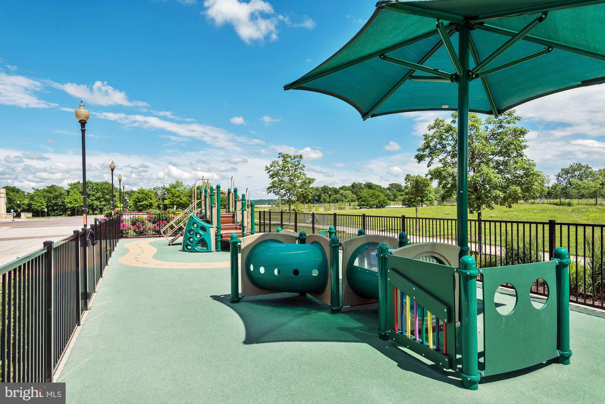 3600 South Glebe Road, Unit 428W Arlington, VA 22202 - Photo 47 of 47 Community playground