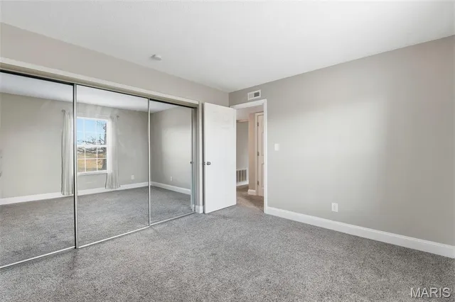 $155,000 | 1 Berview Circle, Unit B, St. Louis, MO 63129