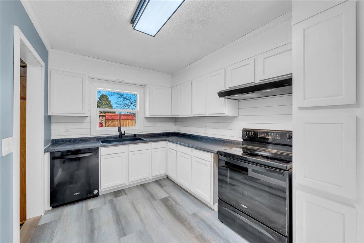 648 Griffith Highway Jasper, TN 37347 - Photo 2 of 21 08-BOX02126