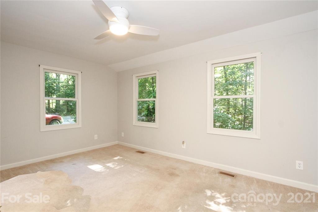 6204 Potter Road Matthews, NC 28104 - Photo 16 of 31 an empty room with a window