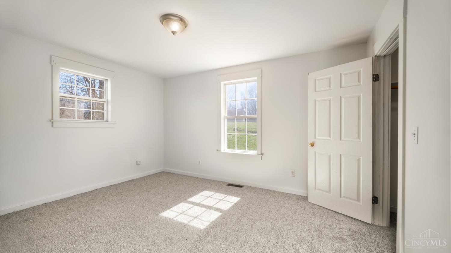 2238 Old State Road Manchester, OH 45144 - Photo 10 of 12