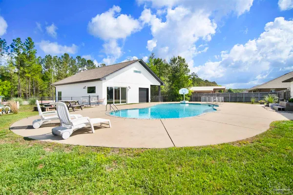 $725,000 | 2810 Wallace Lake Road, Pace, FL 32571