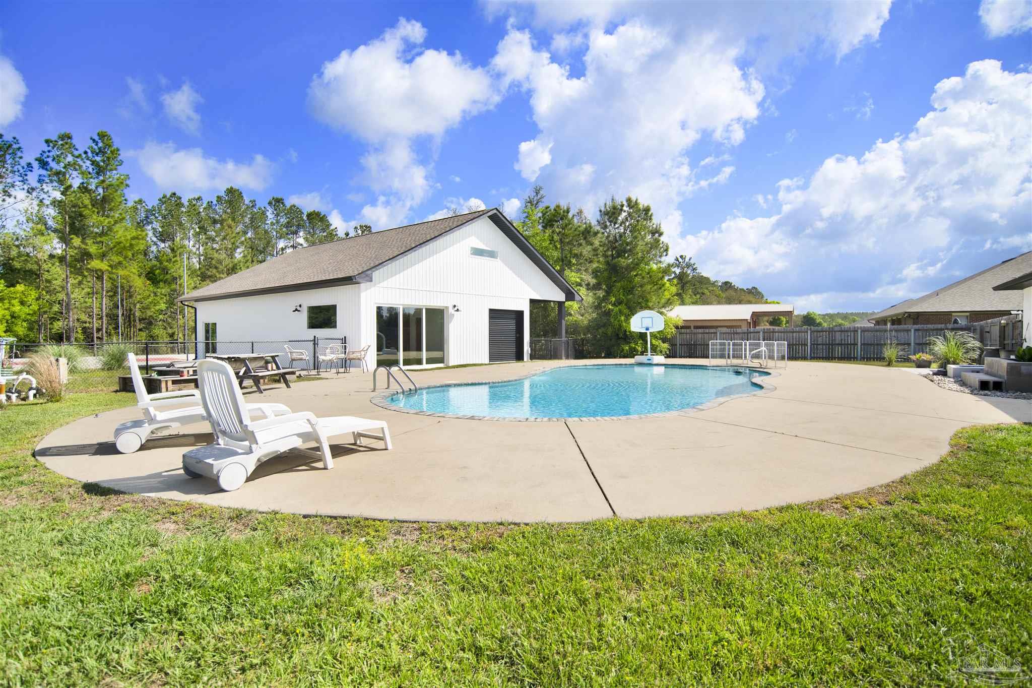 2810 Wallace Lake Road Pace, FL 32571 - Photo 2 of 65