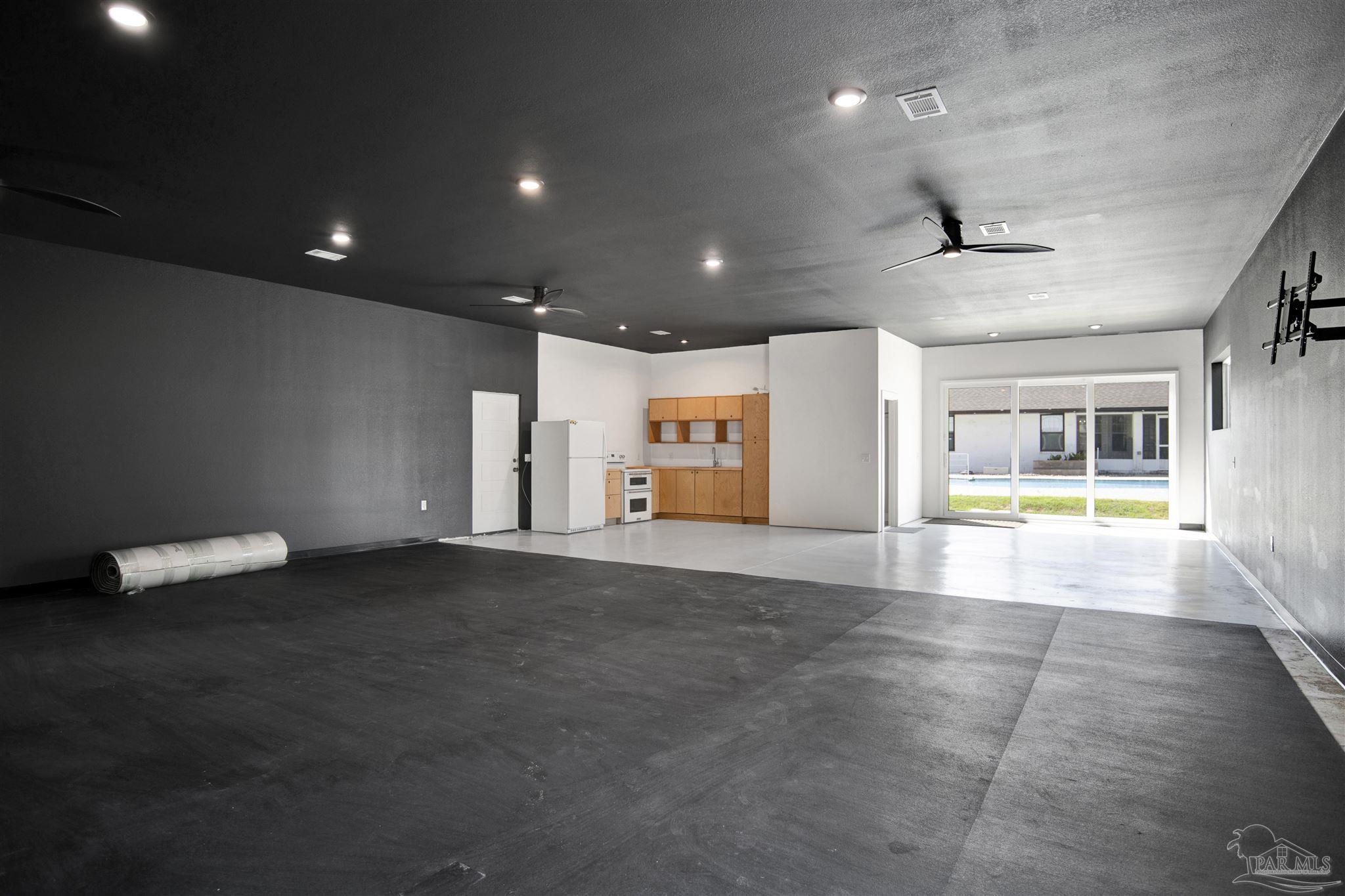 2810 Wallace Lake Road Pace, FL 32571 - Photo 40 of 54