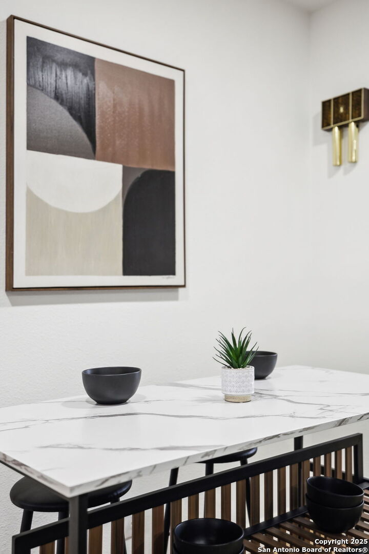 1815 Montview San Antonio, TX 78213 - Photo 23 of 49