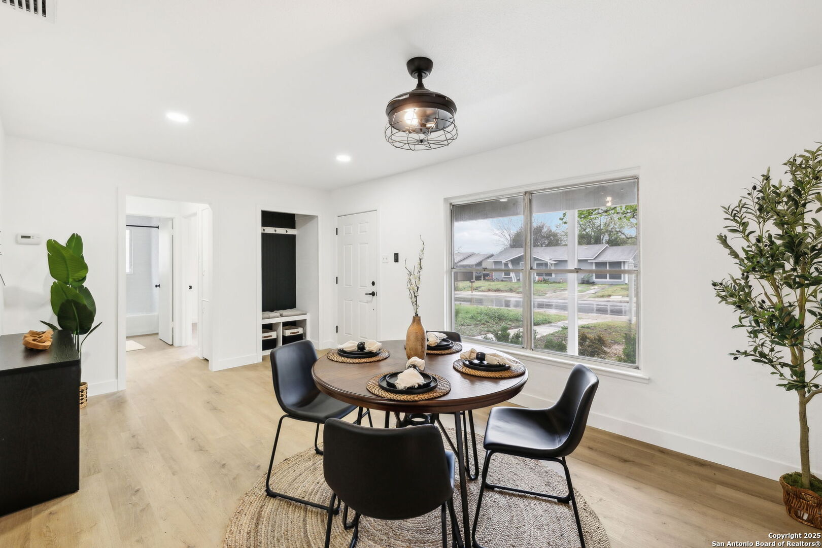 1815 Montview San Antonio, TX 78213 - Photo 26 of 49