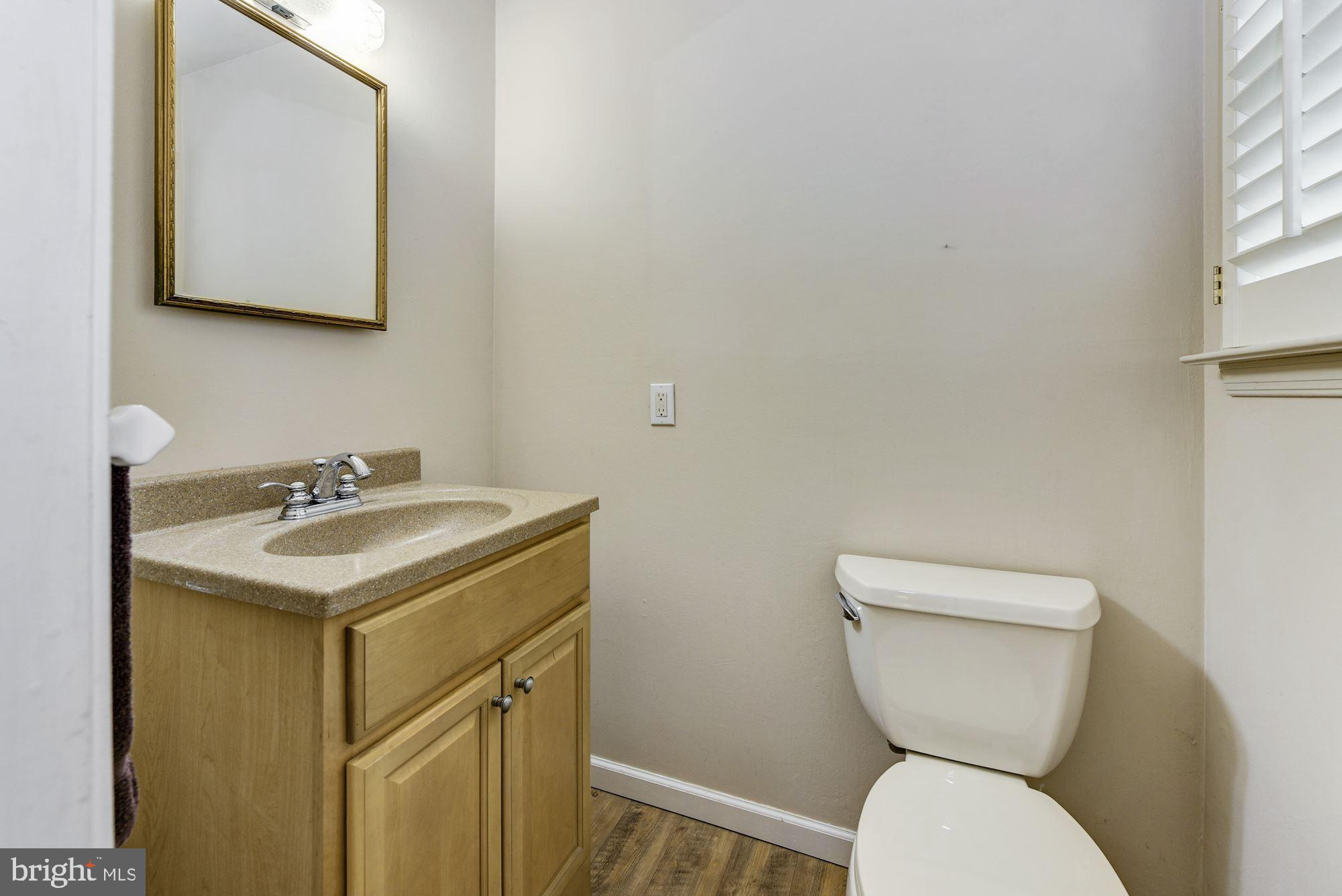33 Tuckerton Road Shamong, NJ 08088 - Photo 14 of 27 Powder Room