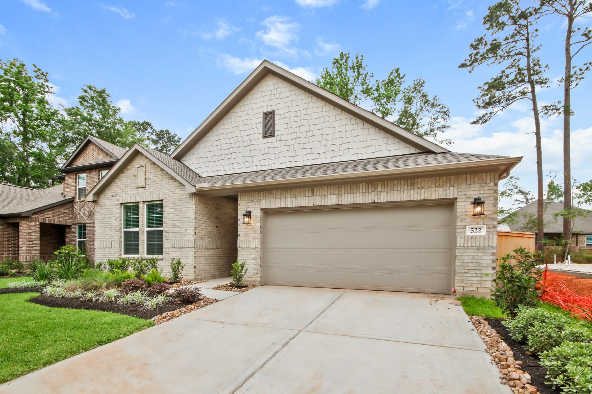 522 Tawny Rim Drive Willis, TX 77318 - Photo 2 of 25