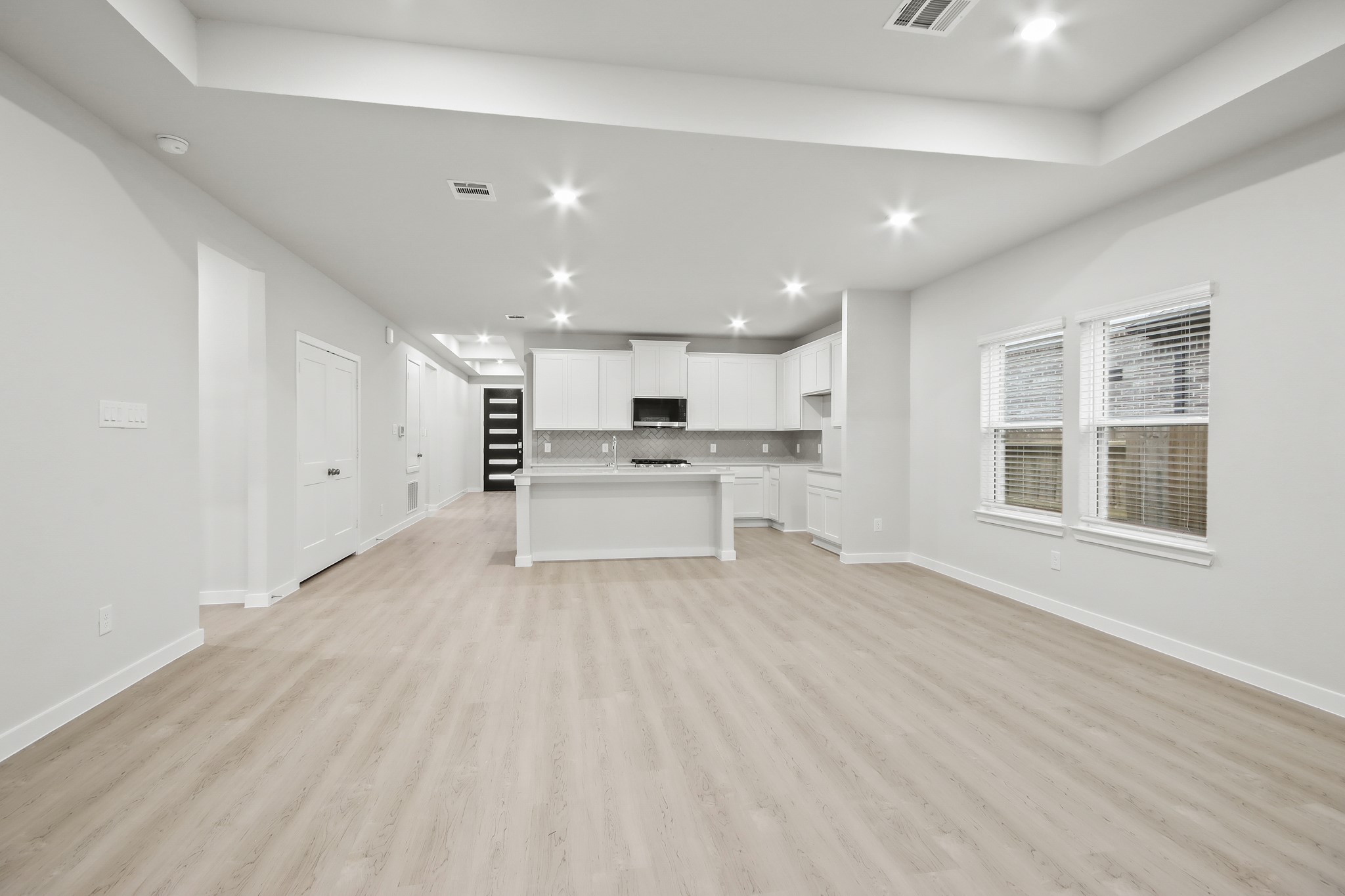 522 Tawny Rim Drive Willis, TX 77318 - Photo 6 of 25