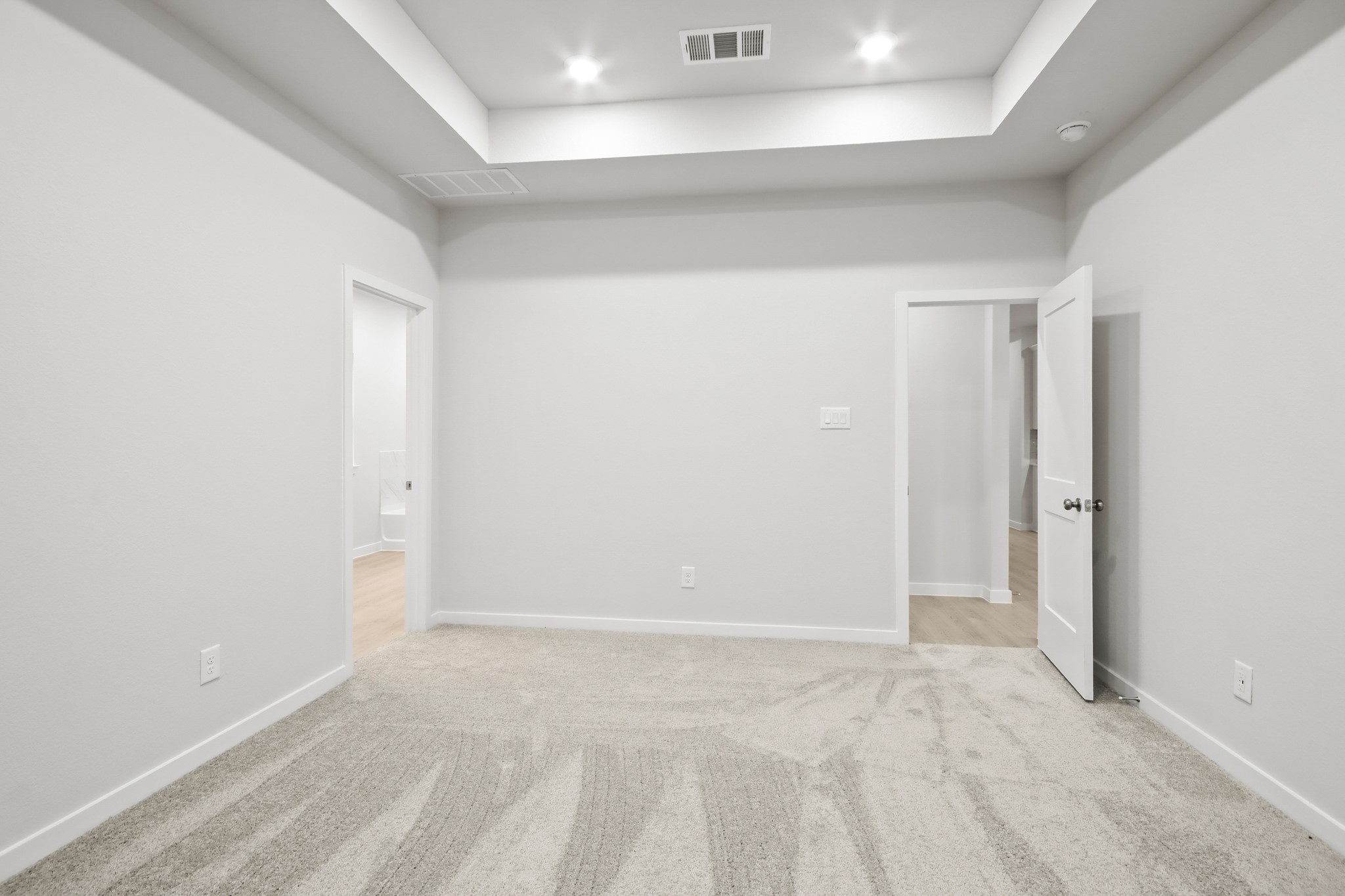 522 Tawny Rim Drive Willis, TX 77318 - Photo 8 of 25