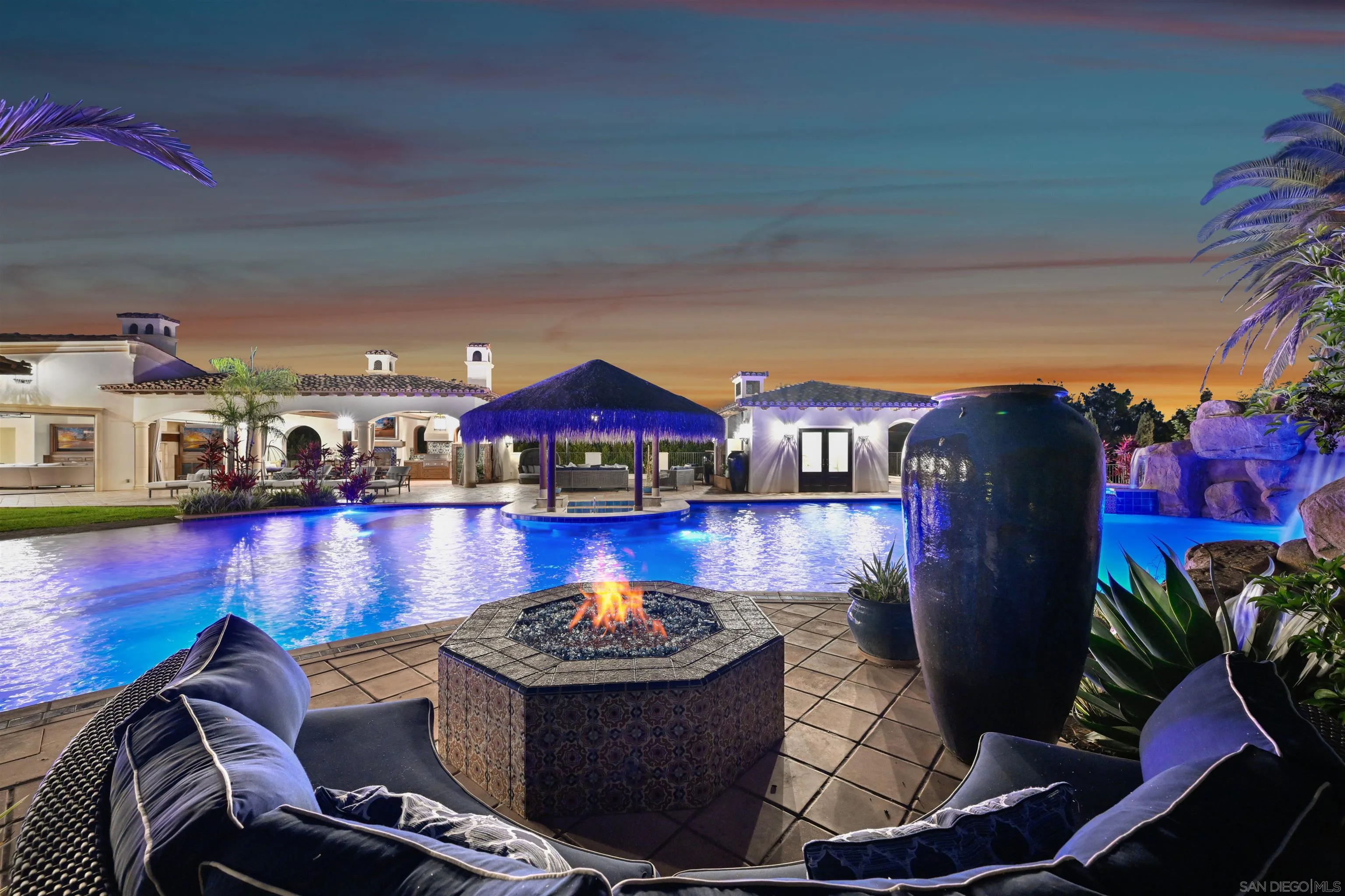 7031 Las Colinas Rancho Santa Fe, CA 92067 - Photo 4 of 42