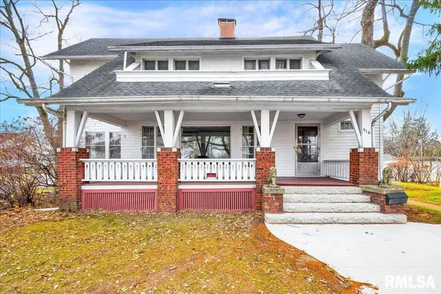 $154,900 | 914 Washington Street, Pekin, IL 61554
