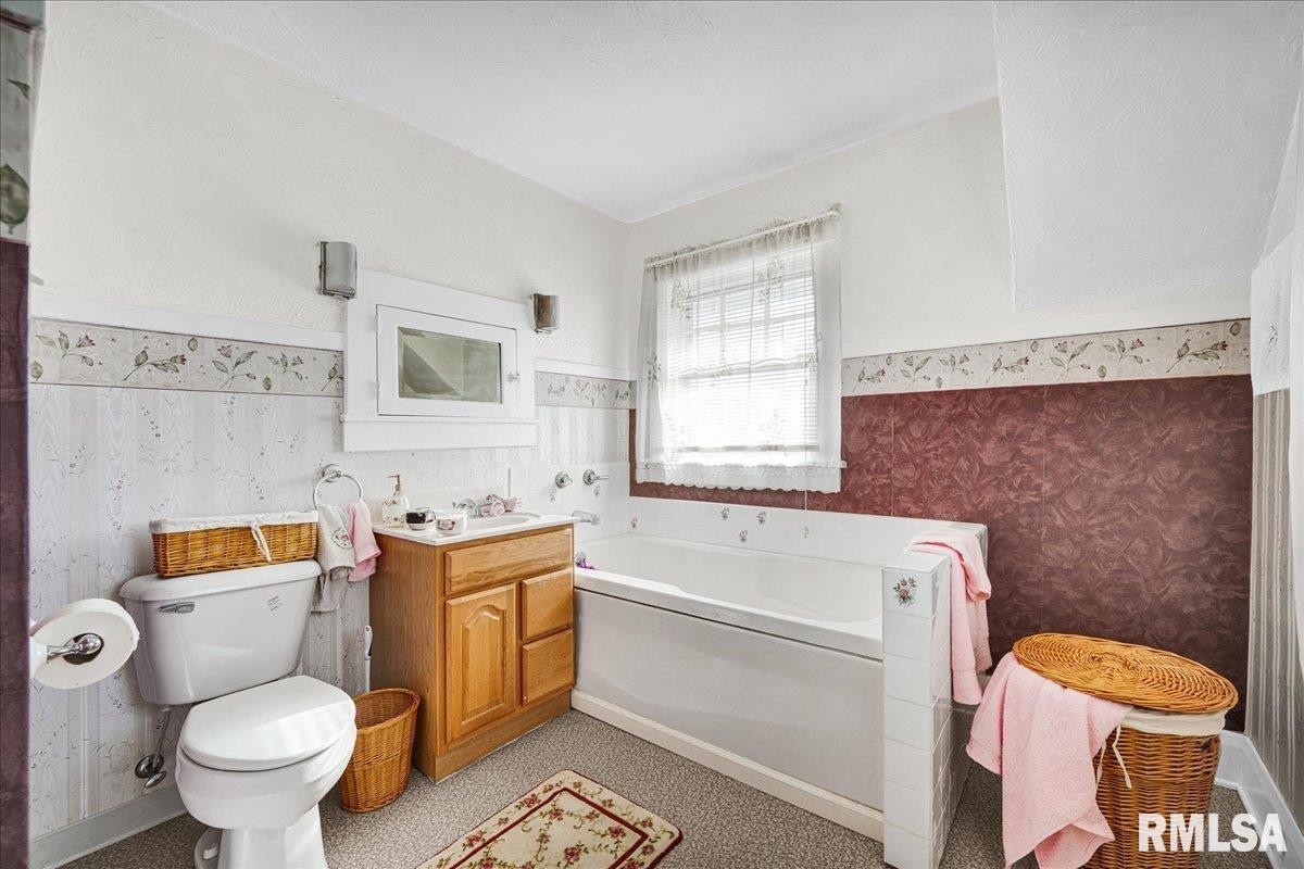 914 Washington Street Pekin, IL 61554 - Photo 27 of 44