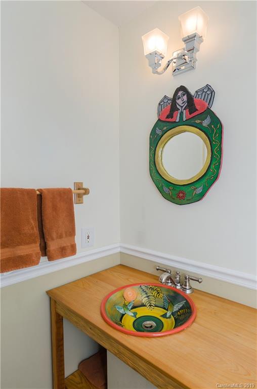 385 Racquet Club Road Asheville, NC 28803 - Photo 16 of 27