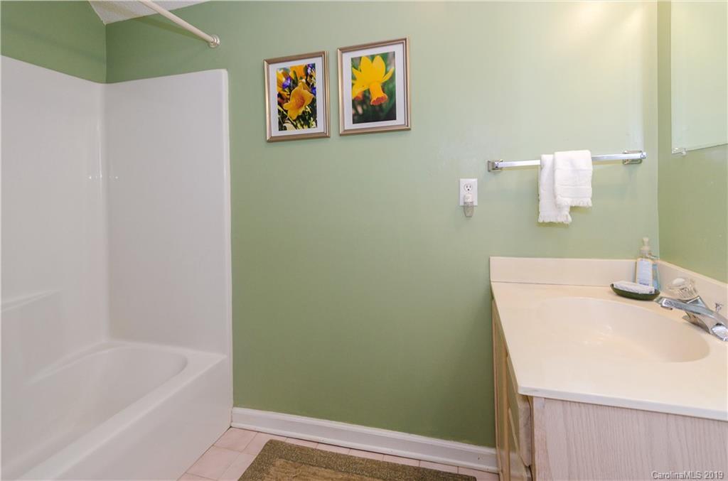 385 Racquet Club Road Asheville, NC 28803 - Photo 21 of 27