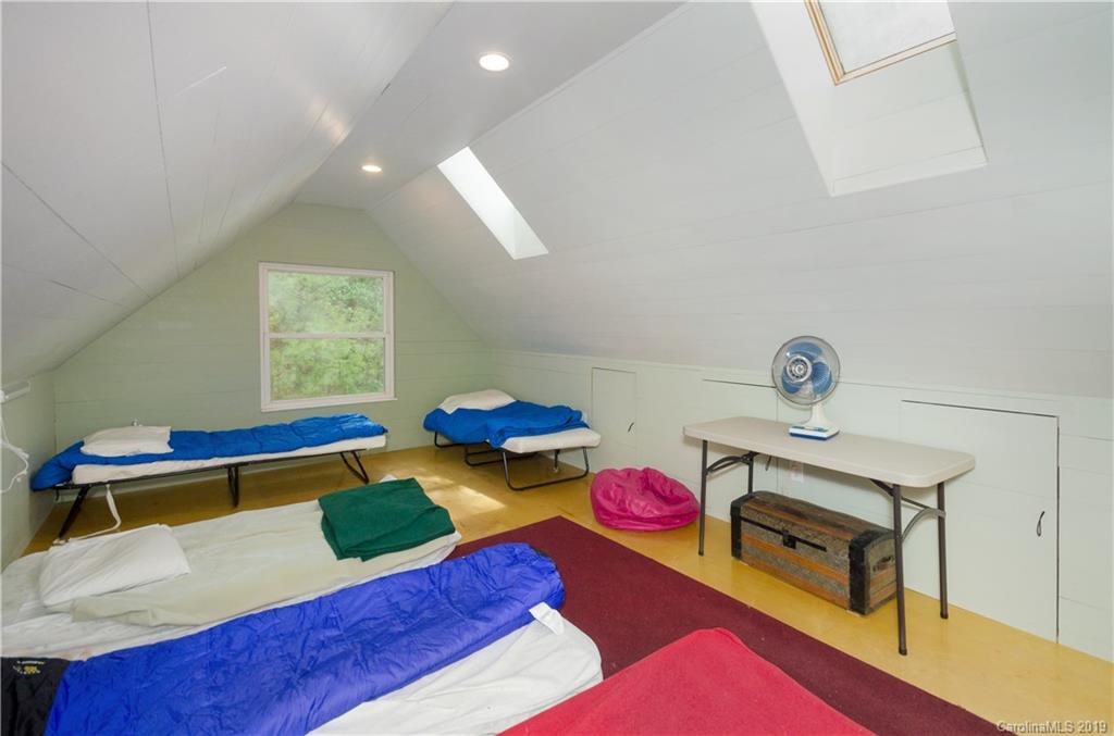 385 Racquet Club Road Asheville, NC 28803 - Photo 23 of 27