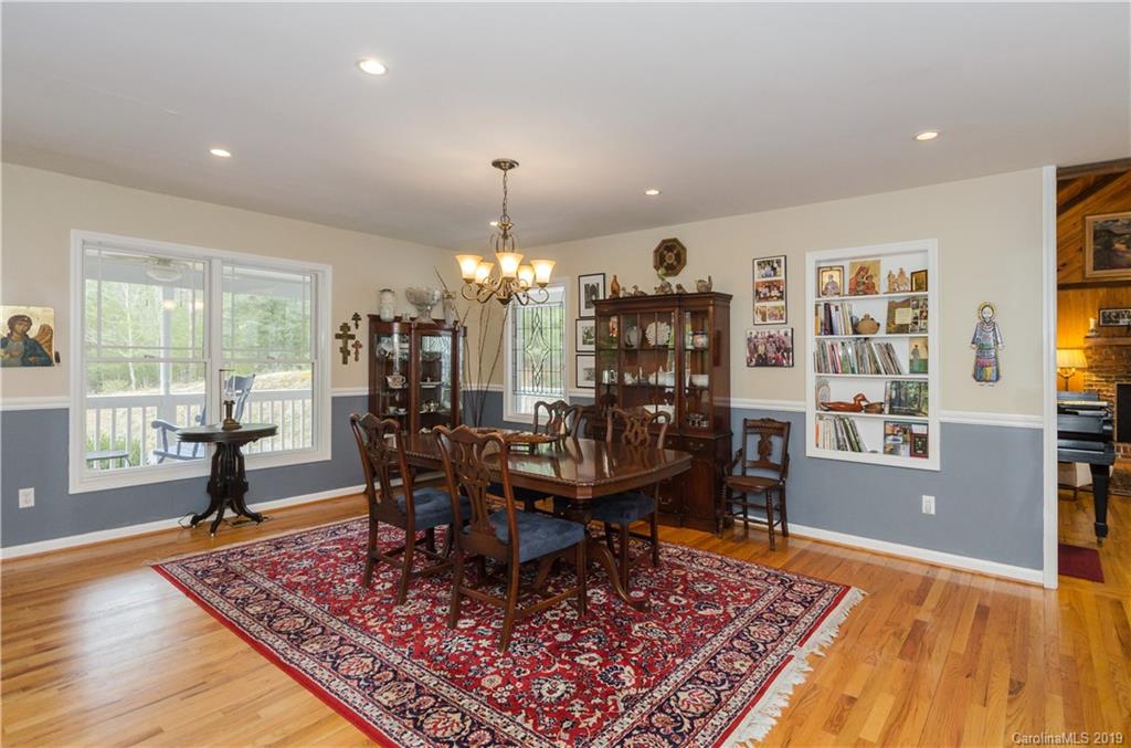 385 Racquet Club Road Asheville, NC 28803 - Photo 6 of 27