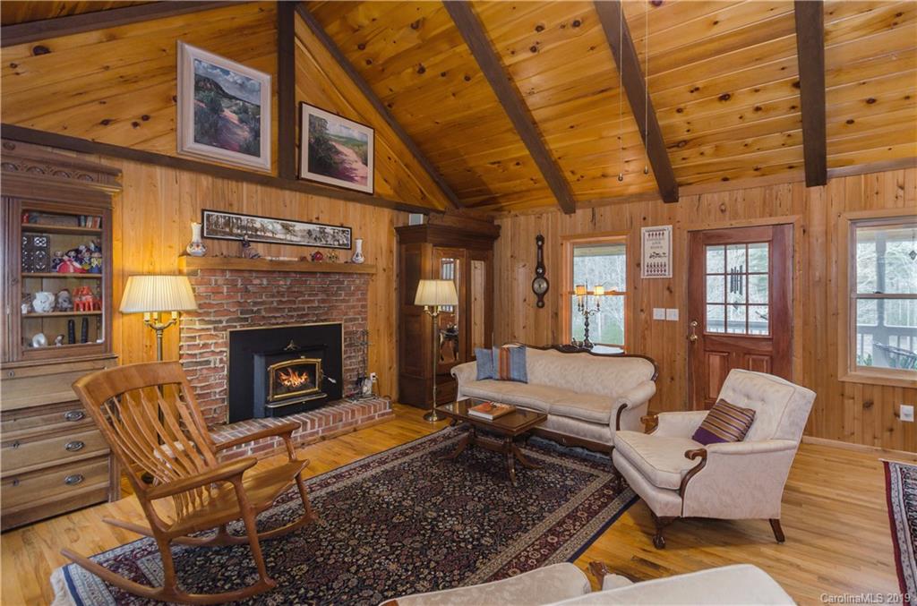 385 Racquet Club Road Asheville, NC 28803 - Photo 8 of 27