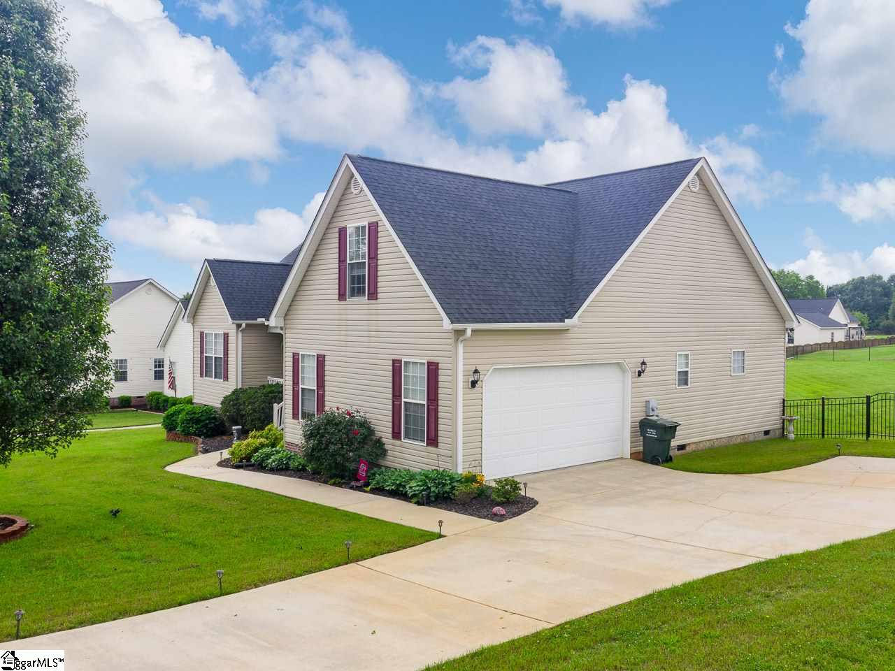 218 Abners Trail Road Greer, SC 29651 - Photo 3 of 36 Gallery Image 3