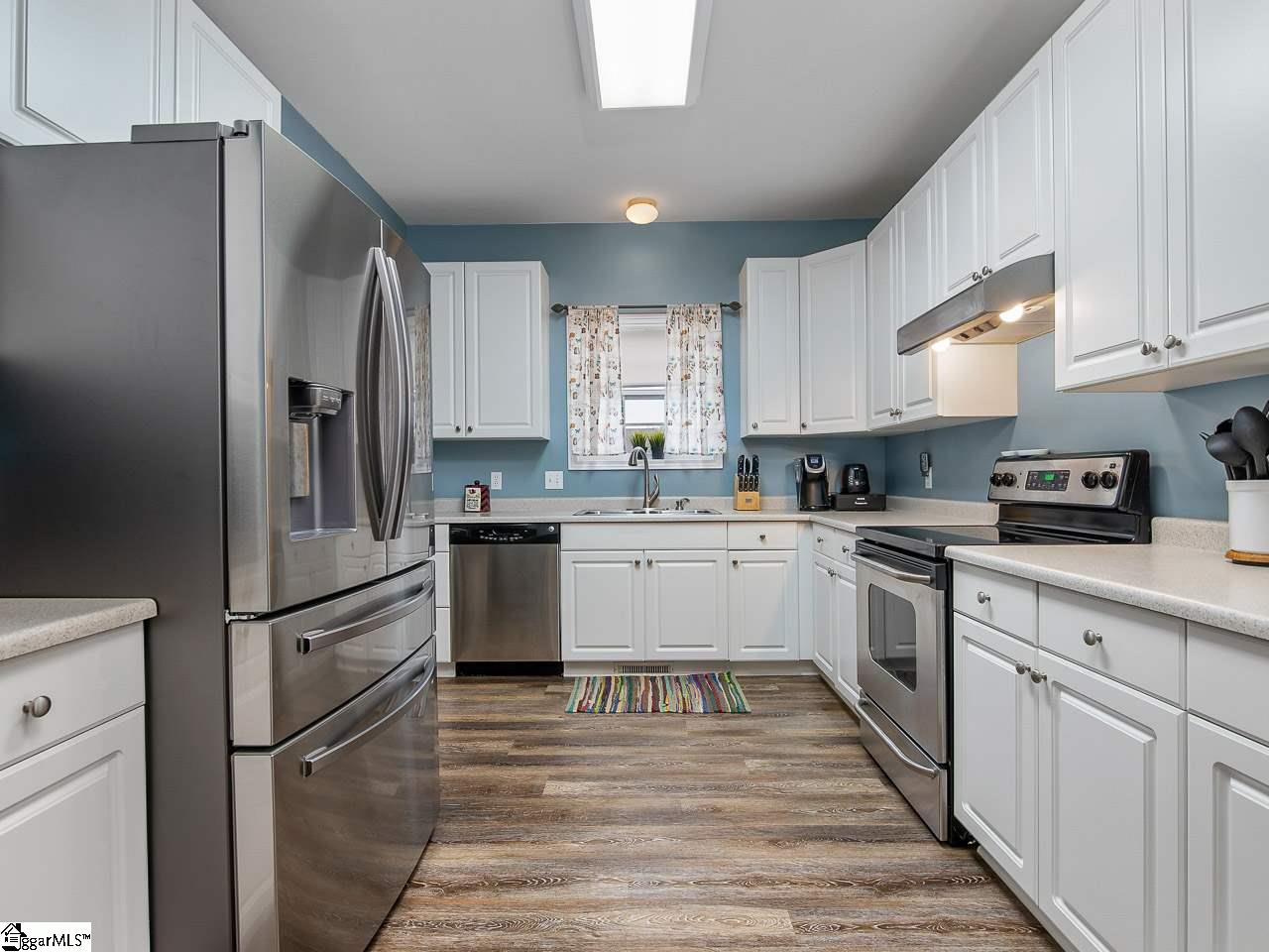 218 Abners Trail Road Greer, SC 29651 - Photo 10 of 36 Gallery Image 10