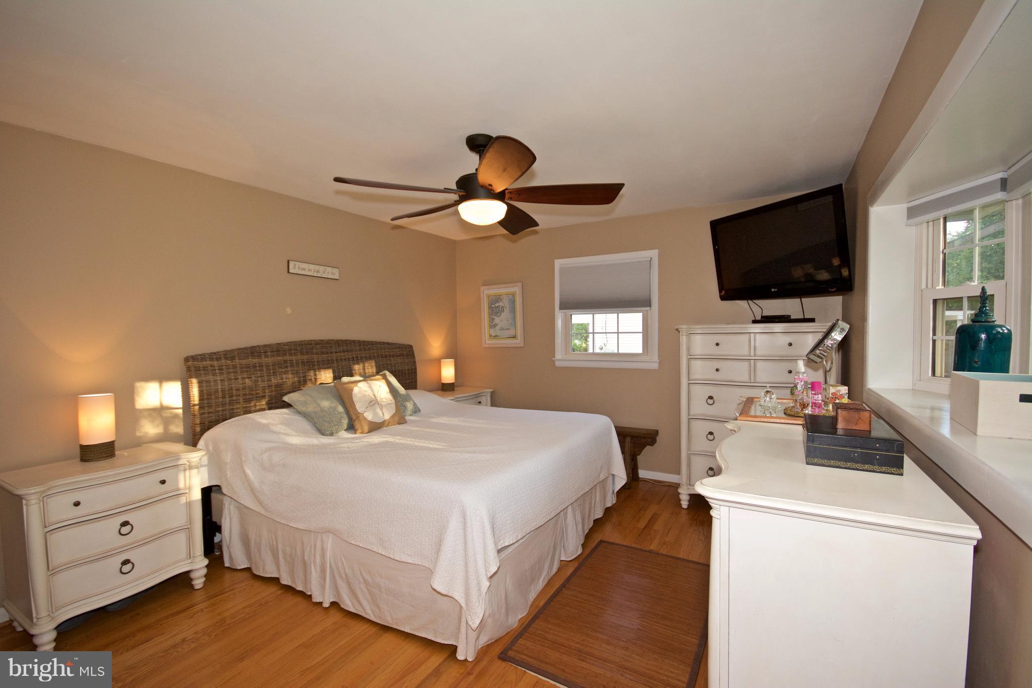 7708 Ontario Road Gainesville, VA 20155 - Photo 10 of 19 Bedroom (Master)