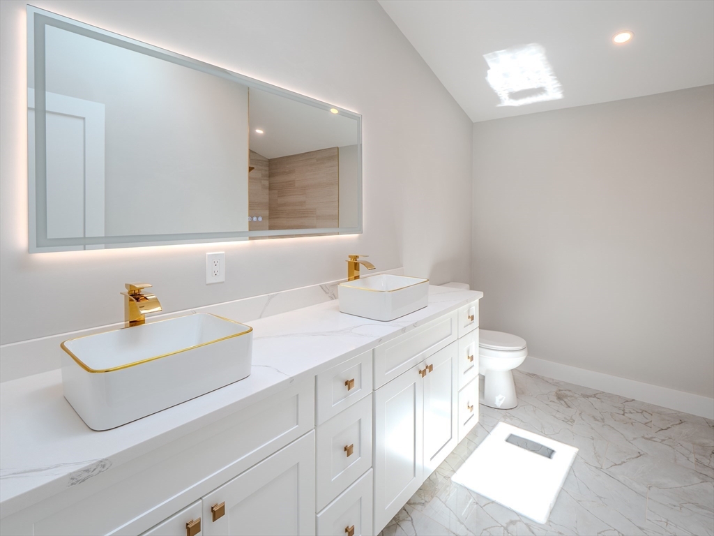 76 Center Street, Unit A Plympton, MA 02367 - Photo 23 of 33