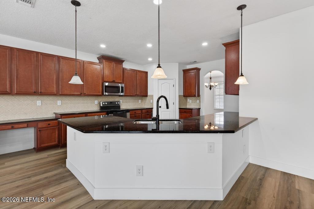 10917 Dancing Rabbit Lane Jacksonville, FL 32210 - Photo 19 of 121 Dancing Rabbit Breakfast Bar