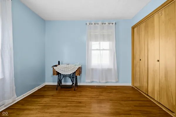 $319,900 | 3850 South 150 West, Columbus, IN 47201