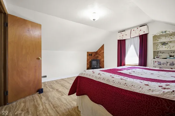 $319,900 | 3850 South 150 West, Columbus, IN 47201