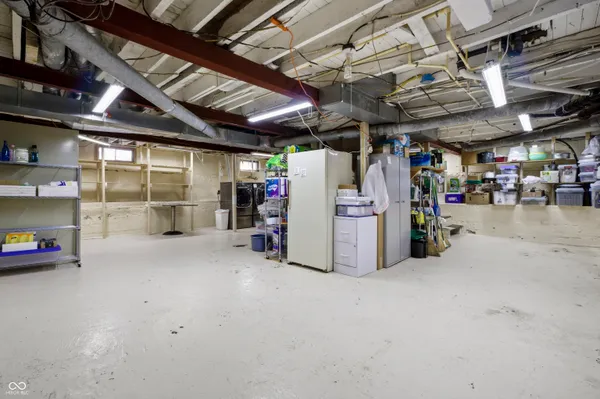 $319,900 | 3850 South 150 West, Columbus, IN 47201