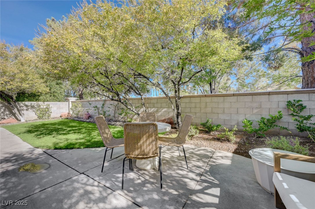 224 Misty Garden Street Henderson, NV 89012 - Photo 47 of 71 VIRTUALLY STAGED