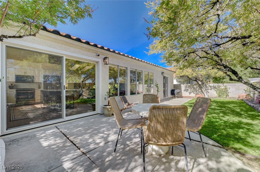 224 Misty Garden Street Henderson, NV 89012 - Photo 48 of 71 VIRTUALLY STAGED